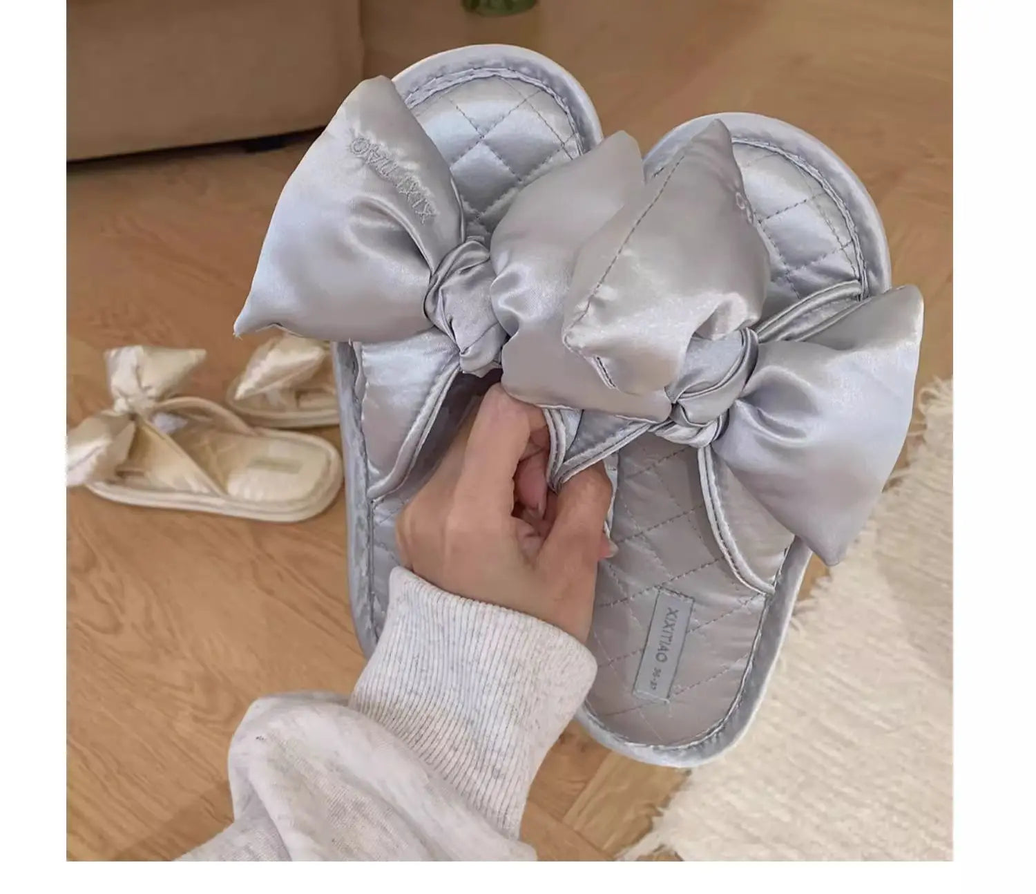 Anti-Slip Casual Faion Ladies Silk Surface slippers
